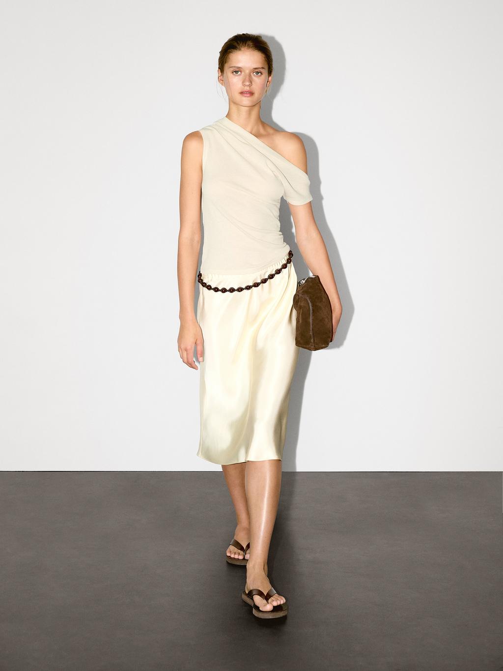 100% cotton asymmetric top