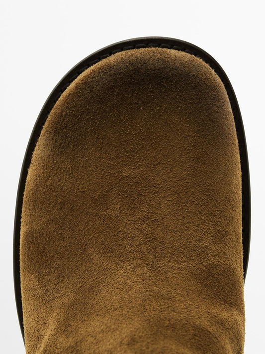 Brushed split leather heeled boots