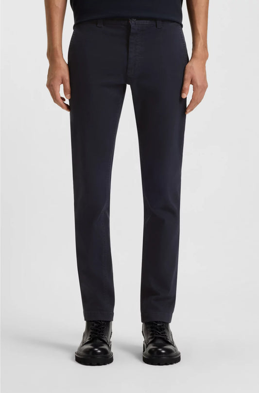 Chinos in soft-motion cotton-blend denim