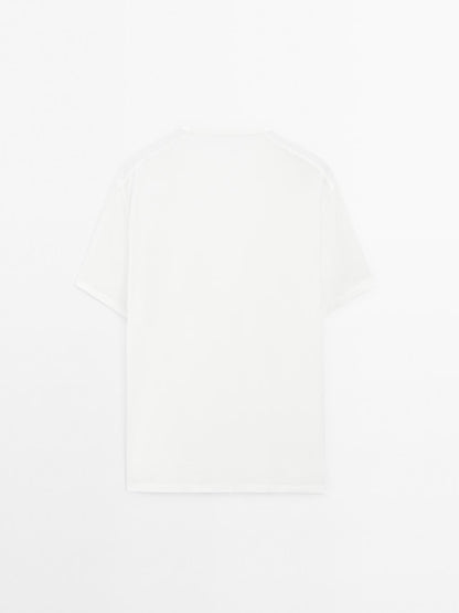 100% cotton lightweight T-shirt