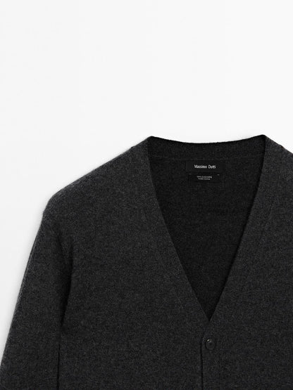 100% cashmere V-neck cardigan