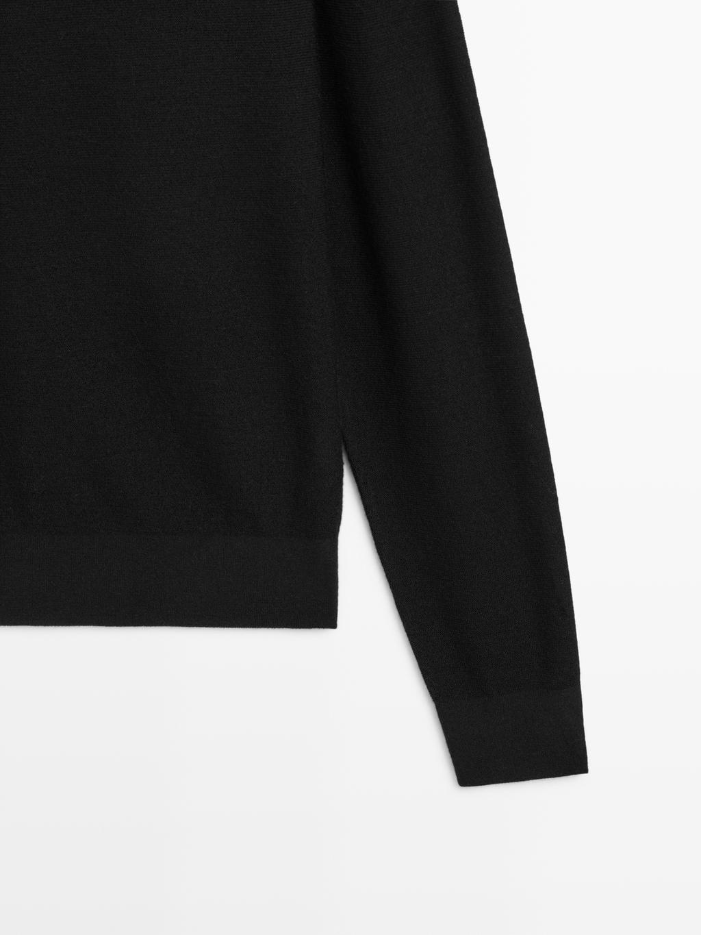 100% wool raglan sleeve knit sweater