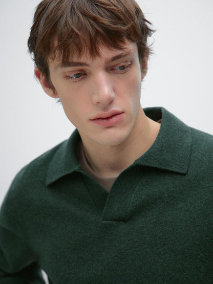 100% wool V-neck knit polo sweater