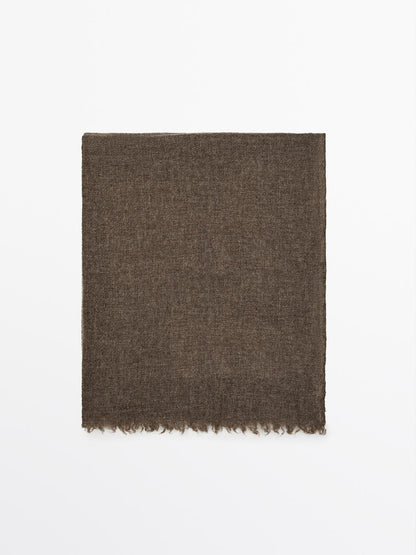 100% cashmere scarf