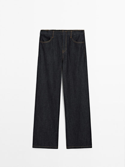 100% cotton mid-rise wide-leg jeans