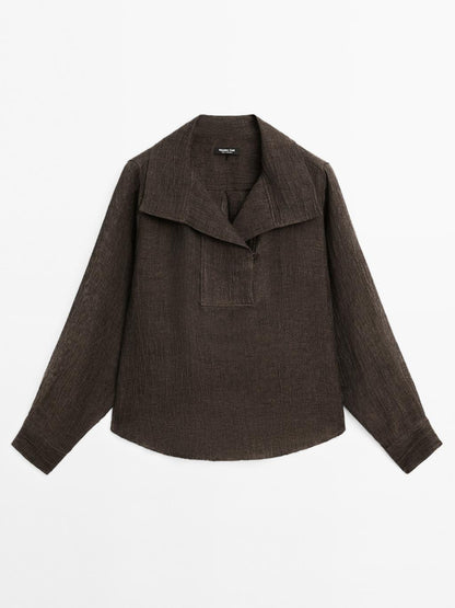 100% linen blouse with chest detail