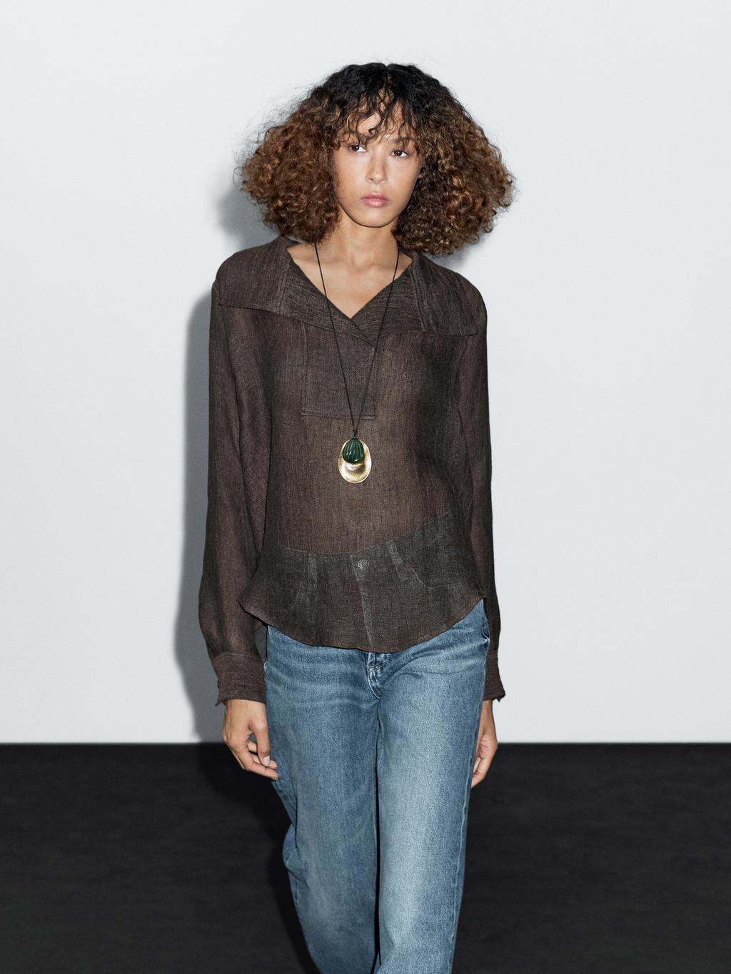 100% linen blouse with chest detail