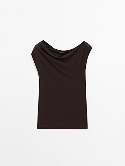 100% cotton asymmetric top