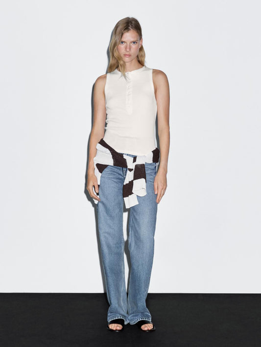 Top with contrast trim detail