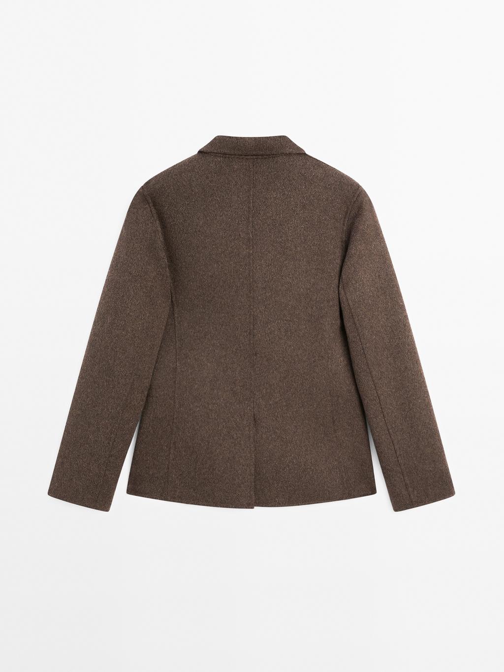 Wool blend blazer with tailored collar