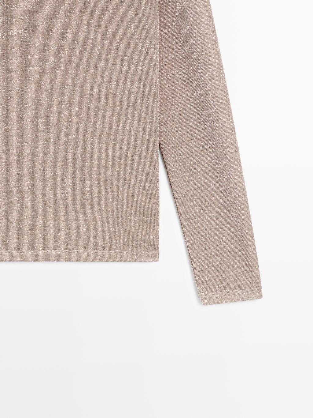 Boat neck T-shirt with metallic finish