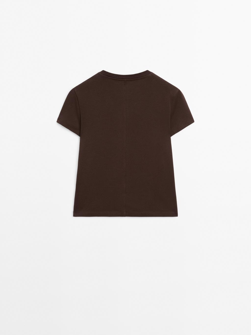 100% cotton T-shirt with seam detail
